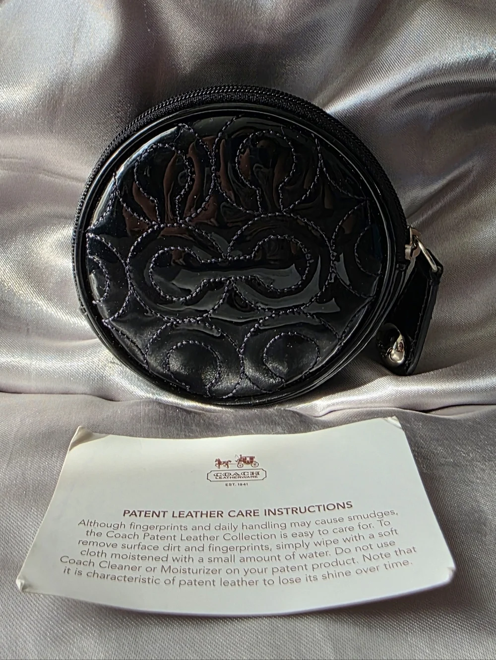 Coach Black Patent Leather Quilted Round Coin Pouch - Picture 7 of 8